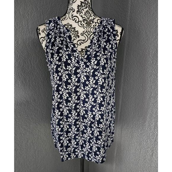 St. John's Bay Tops - Women's St. John's Bay Sleeveless Blouse Floral Blue & White Size Medium V Neck